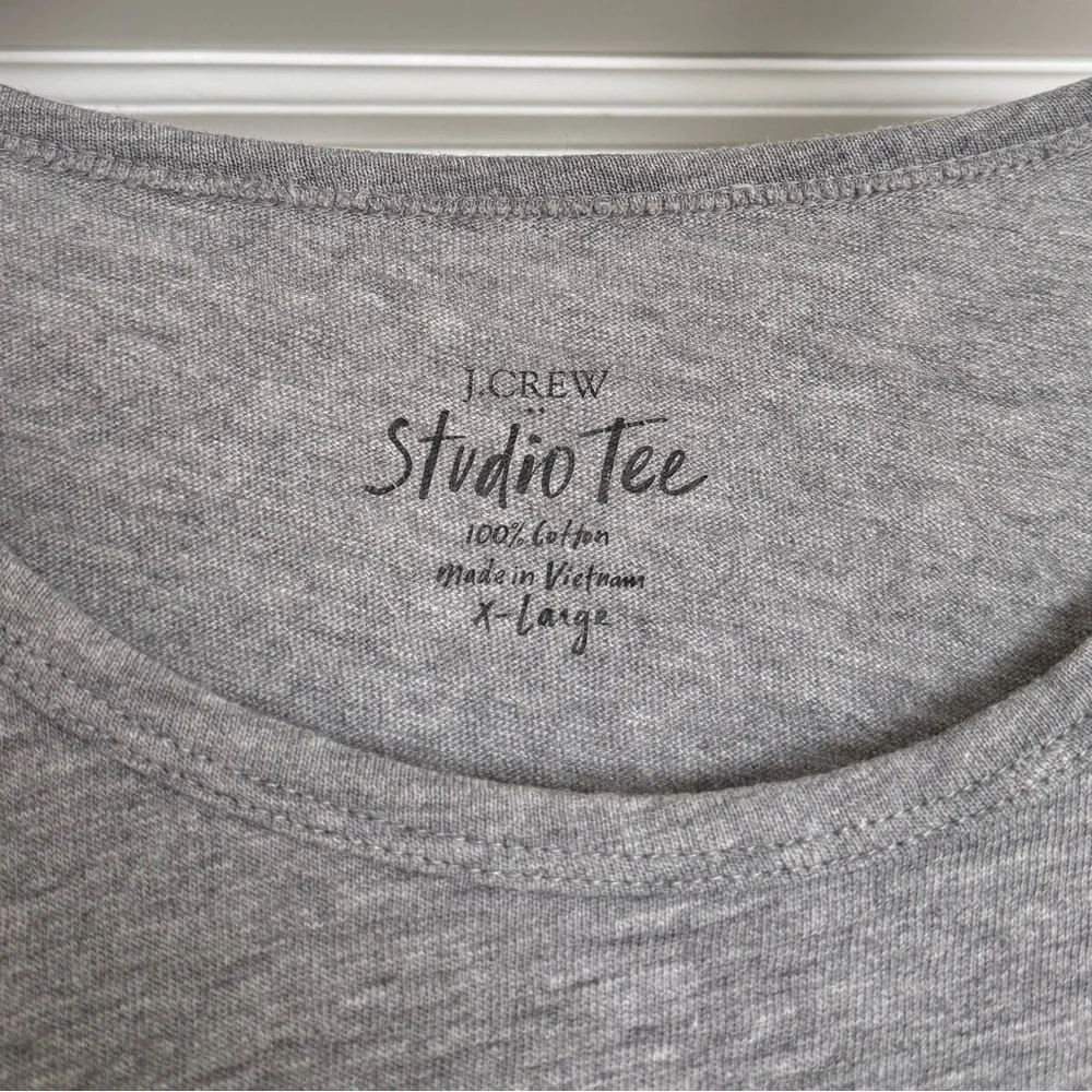 J. Crew Crewnck Gray Studio Tee | XL - Picture 3 of 4